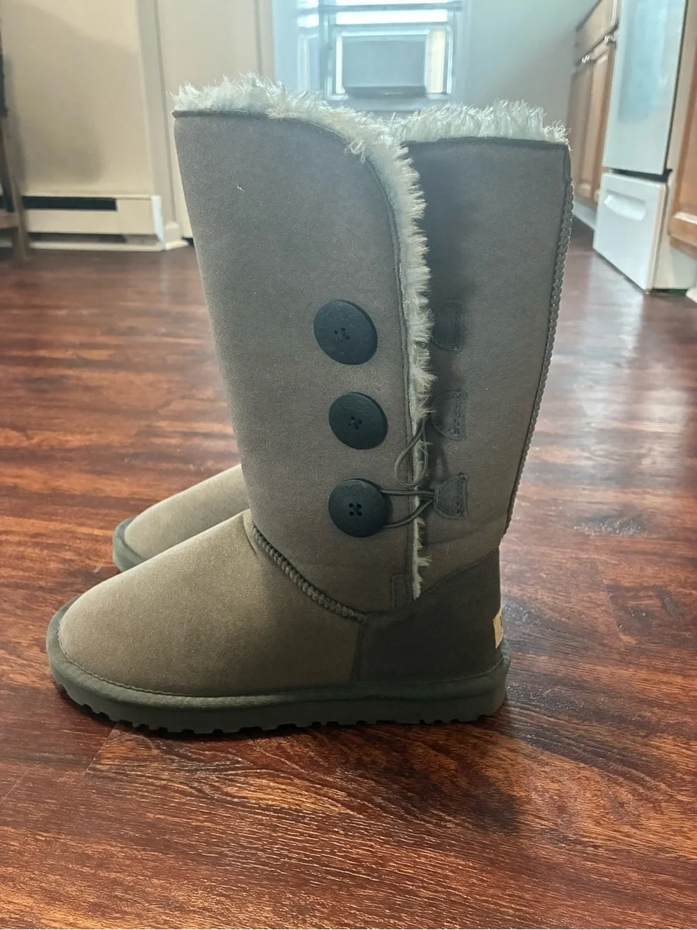 Women’s Cozy Tall Winter Boots in gray with Faux Fur Trim